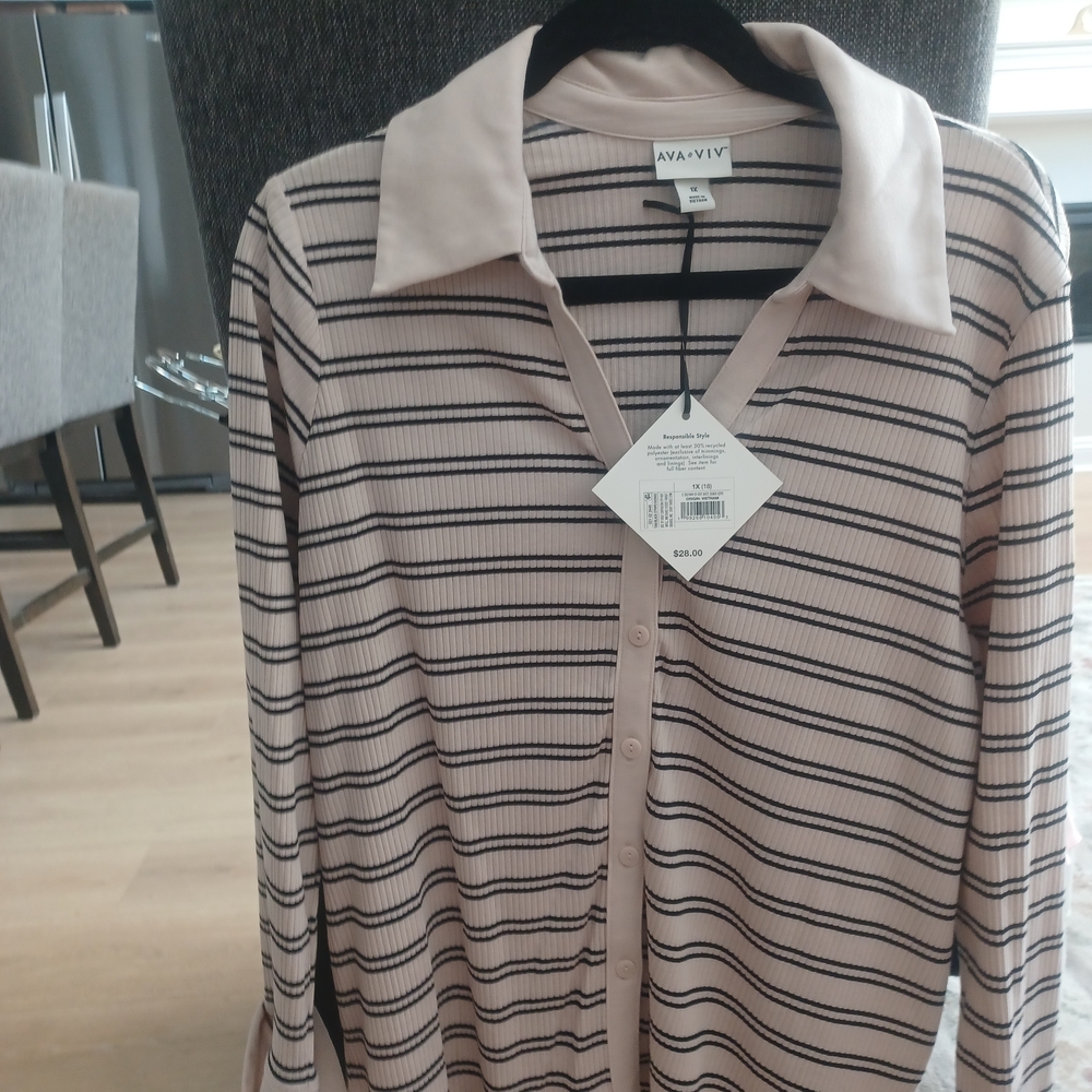 Ava & Viv Ribbed Shirt with Black Stripes